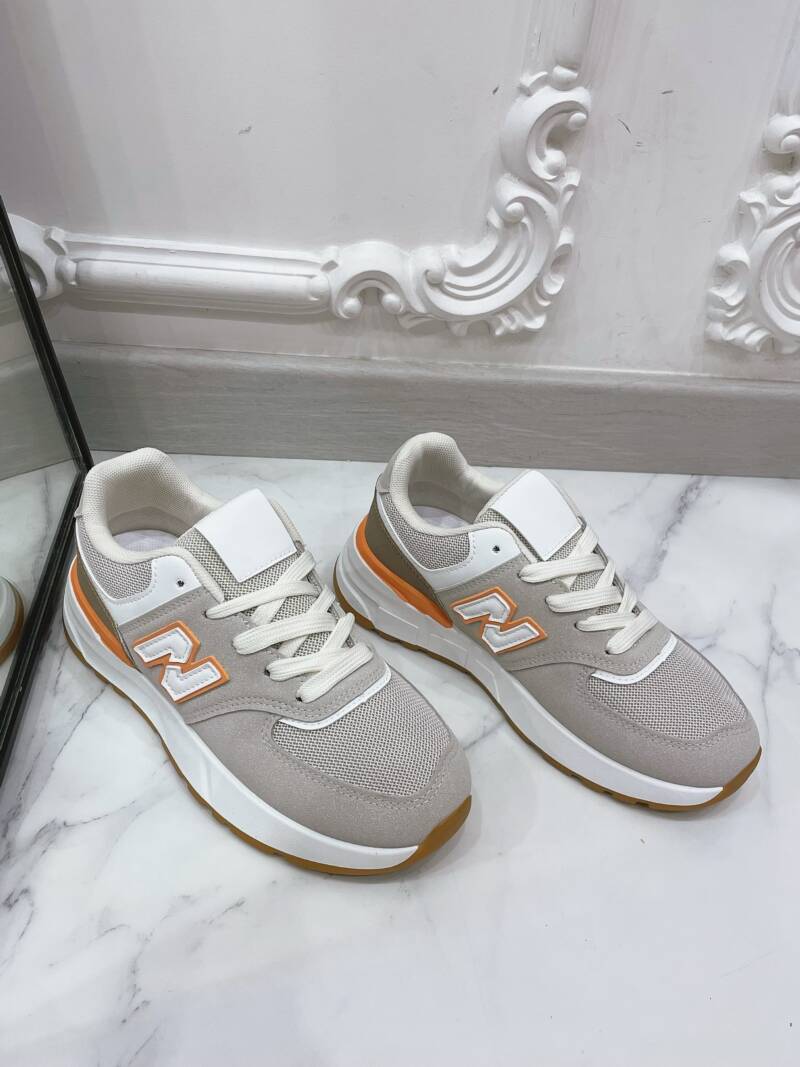 Buty sportowe damskie Roz 36-41/ 12 par